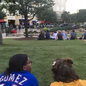 Meet your Posher, Desiree